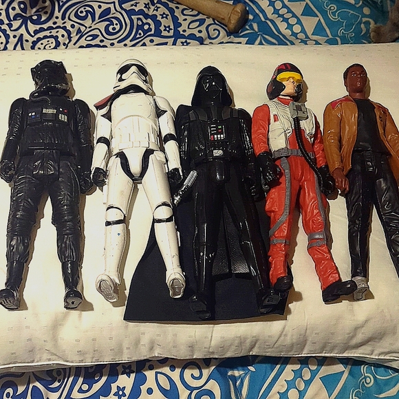 Star wars action figures - Picture 1 of 2